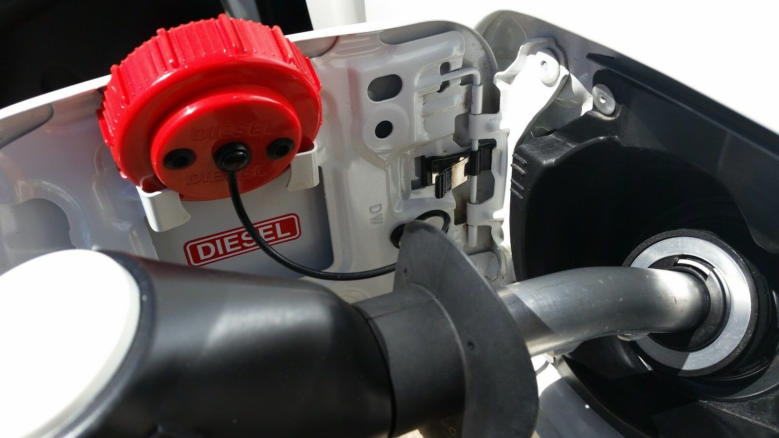Diesel Fill - Misfuelling Prevention Device - Don't put the wrong fuel in you vehicle - Specialist Tools Australia